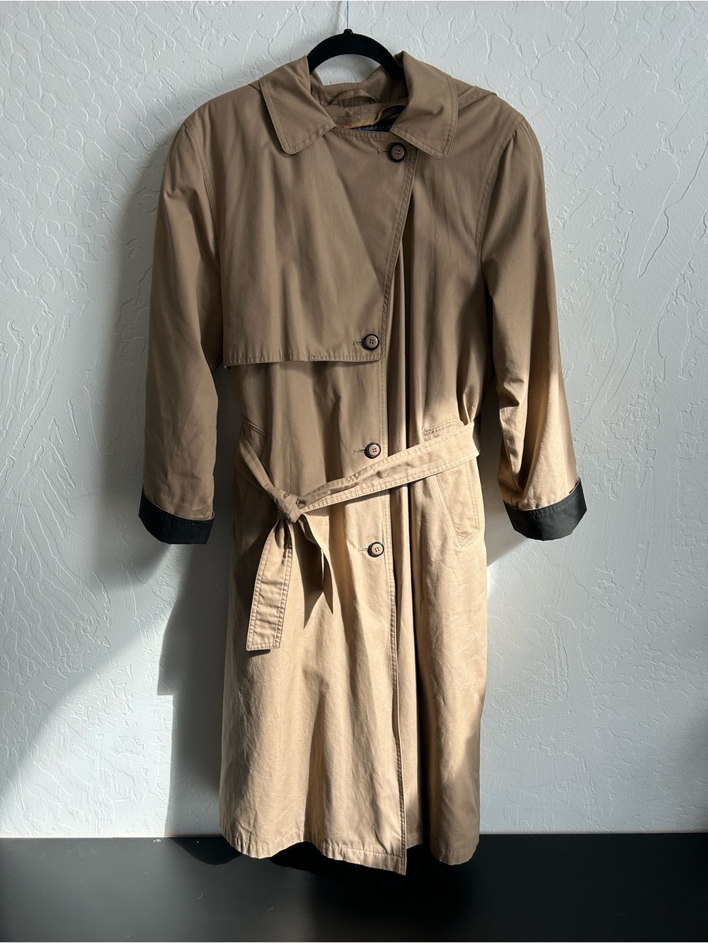 Women’s Size 10 Vintage London Fog Beige/Tan Classic Trench Coat with Belt - Picture 2 of 16